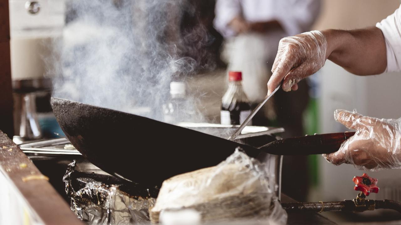 Tips dan Cara Membuat Gorengan Tidak Menyerap Banyak Minyak, Bikin Makanan Lebih Sehat dan Kolesterol Terjaga