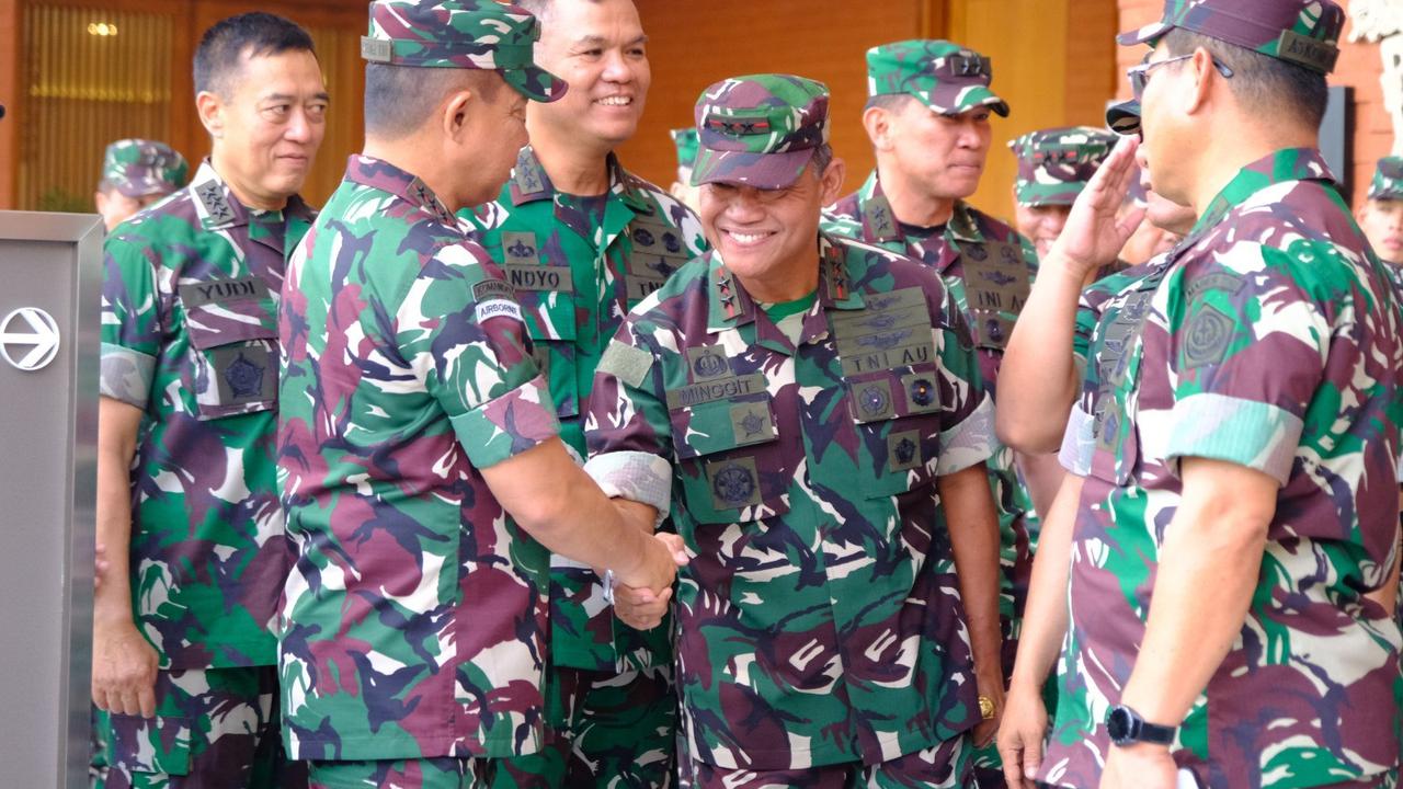 Pelepasan pasukan TNI Kontingen Patriot II ke Perancis