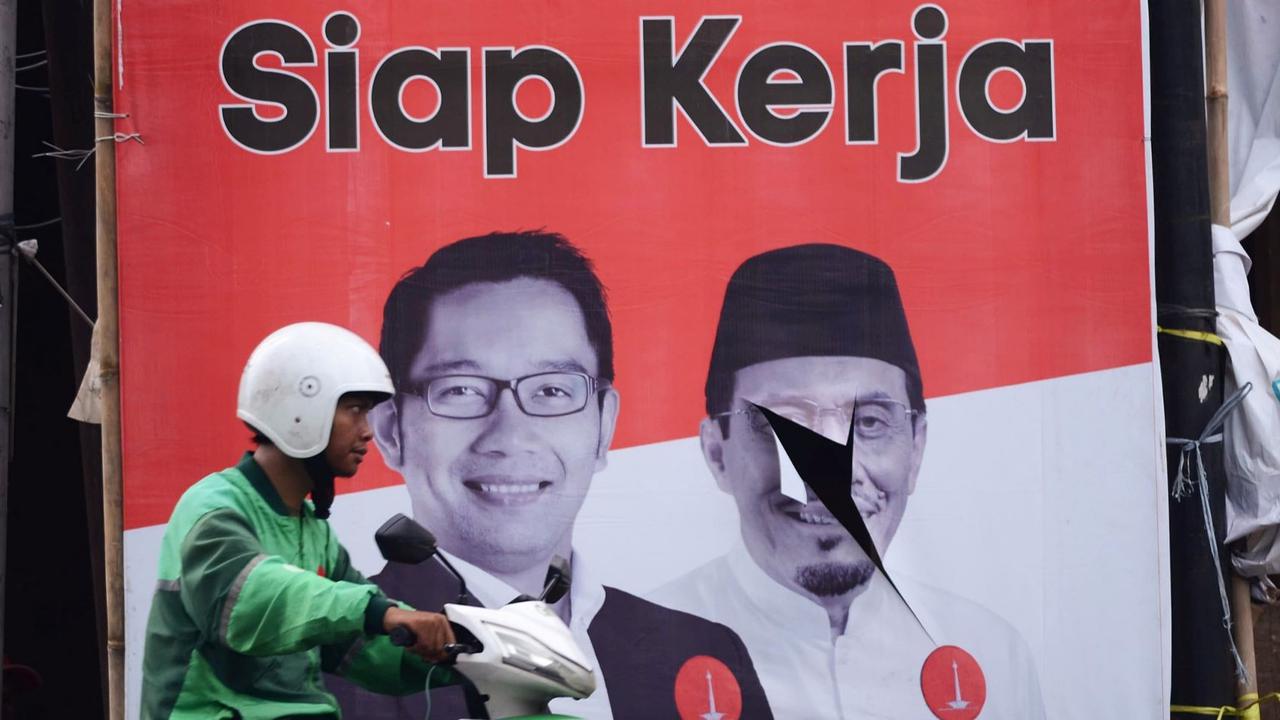 FOTO: Penampakan Baliho RK-Suswono di Jakarta Timur Diduga Jadi Sasaran Perusakan