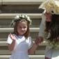 Putri Charlotte dan Kate Middleton (Jane Barlow / POOL / AFP)