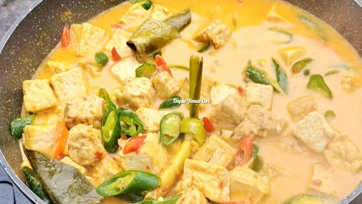Resep Lodeh Tahu Tempe Rumahan, Kuah Santan Harum &amp; Pedas Nikmat