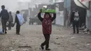 Di Gaza, pihak berwenang Palestina mengatakan pada Kamis 16 Januari 2025 malam atau sehari setelah gencatan senjata diumumkan bahwa sedikitnya 86 orang terbunuh akibat serangan militer. (Bashar TALEB/AFP)
