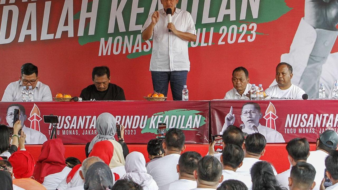 Ketua Umum Partai Kebangkitan Nusantara (PKN) yang juga mantan terpidana kasus korupsi, Anas Urbaningrum menyampaikan pidato politiknya di kawasan Monumen Nasional (Monas), Jakarta, Sabtu (15/7/2023). 

Pidato politik itu disampaikan untuk menjawab peri