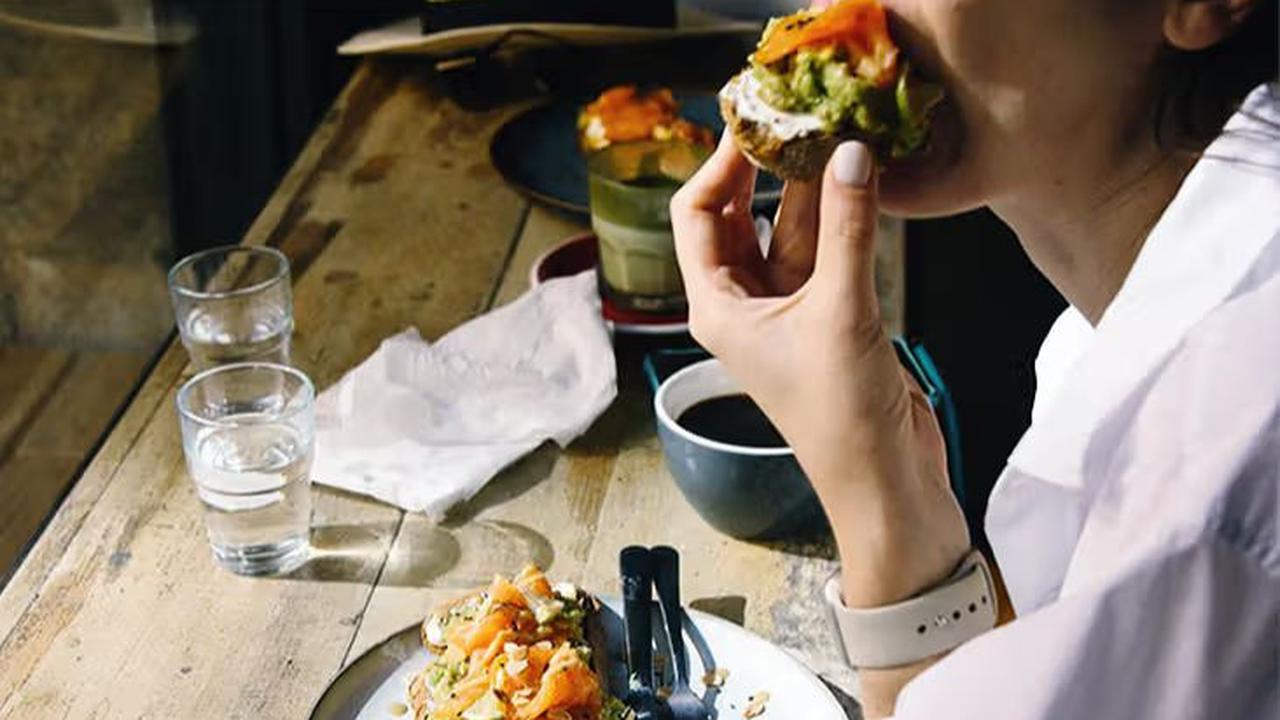 <b>Pentingnya Mengontrol Nafsu Makan</b><br>