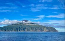 Pulau Berpenghuni ini Paling Terpencil di Dunia, Lebih Dekat ke Luar Angkasa Ketimbang Pulau Lain