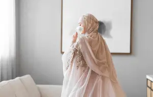 Ayu Pratiwi Umumkan Telah Menikah dengan Ruwadi, Ungkap Rasa Syukur dan Minta Doa