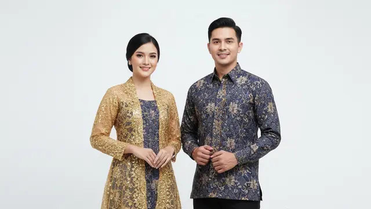 7 Model Gamis Batik Couple Brokat Elegan Keluarga Besar, Tampil Serasi dan Mewah