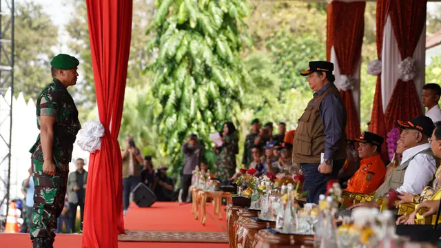 Menko Bidang Perekonomian Airlangga Hartarto saat menyampaikan arahan dalam Apel dan Simulasi Penanganan Kebakaran Hutan dan Lahan (Karhutla) di Palembang, Sumatera Selatan. (Foto: Kemenkoperekonomian)