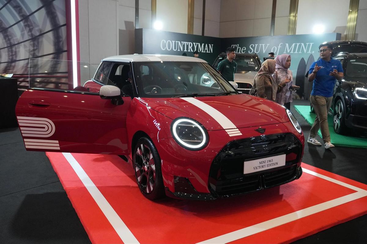 FOTO: MINI Hadirkan Edisi Terbatas 1965 Victory Edition di Indonesia