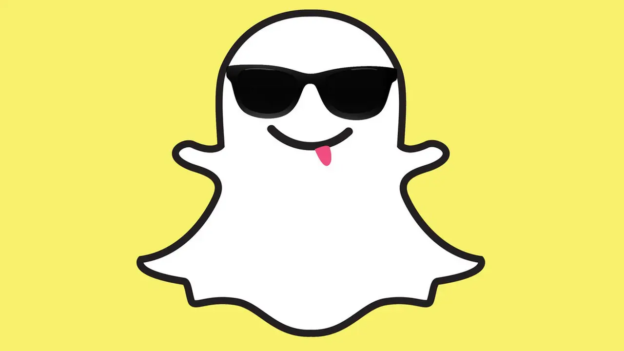 Selfie Seronok di Snapchat, Wanita ini Malah Disemprot Bosnya