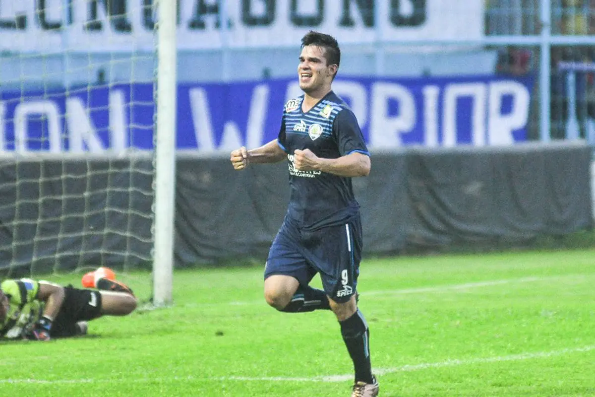 Gustavo Giron