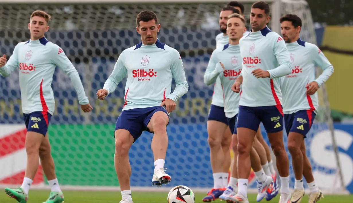 La Furia Roja akan menghadapi tuan rumah Jerman pada babak perempat final Euro 2024. (LLUIS GENE/AFP)