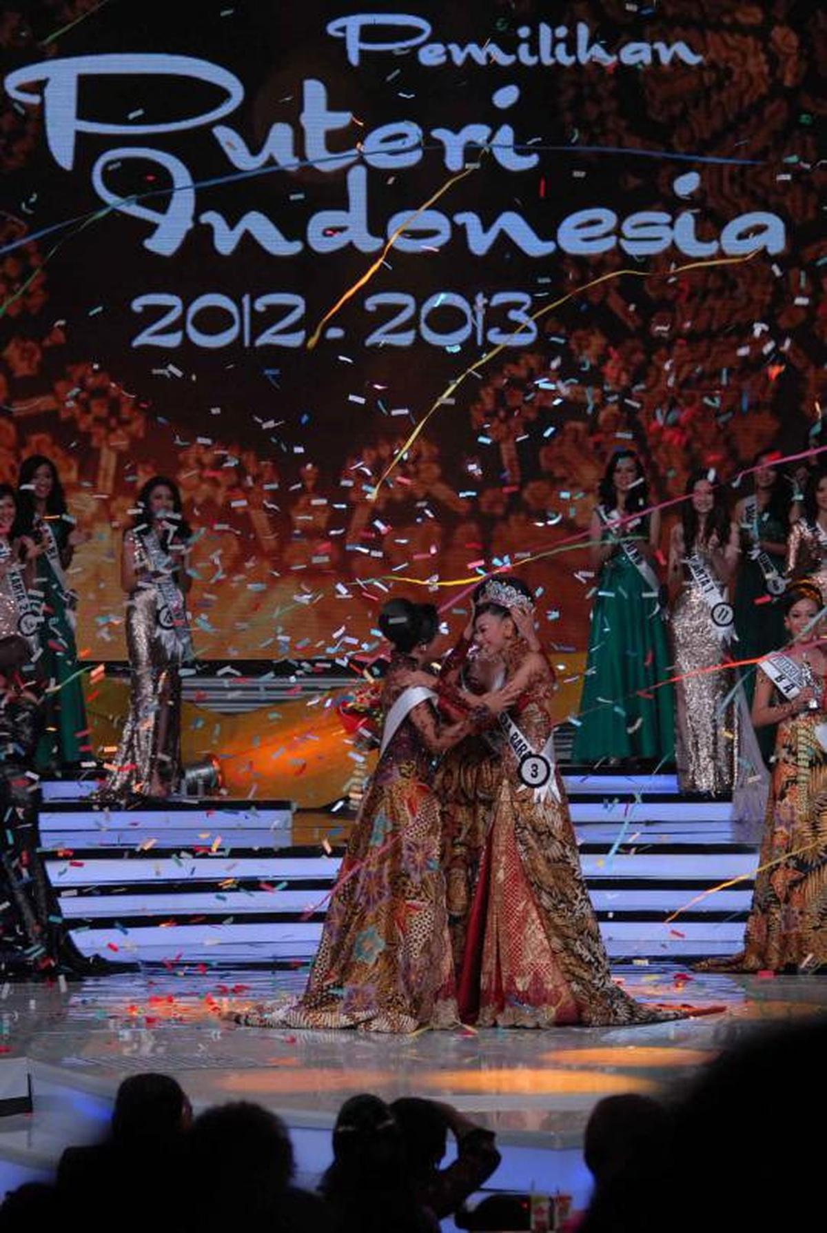 Whulandary dinobatkan jadi Puteri Indonesia 2013