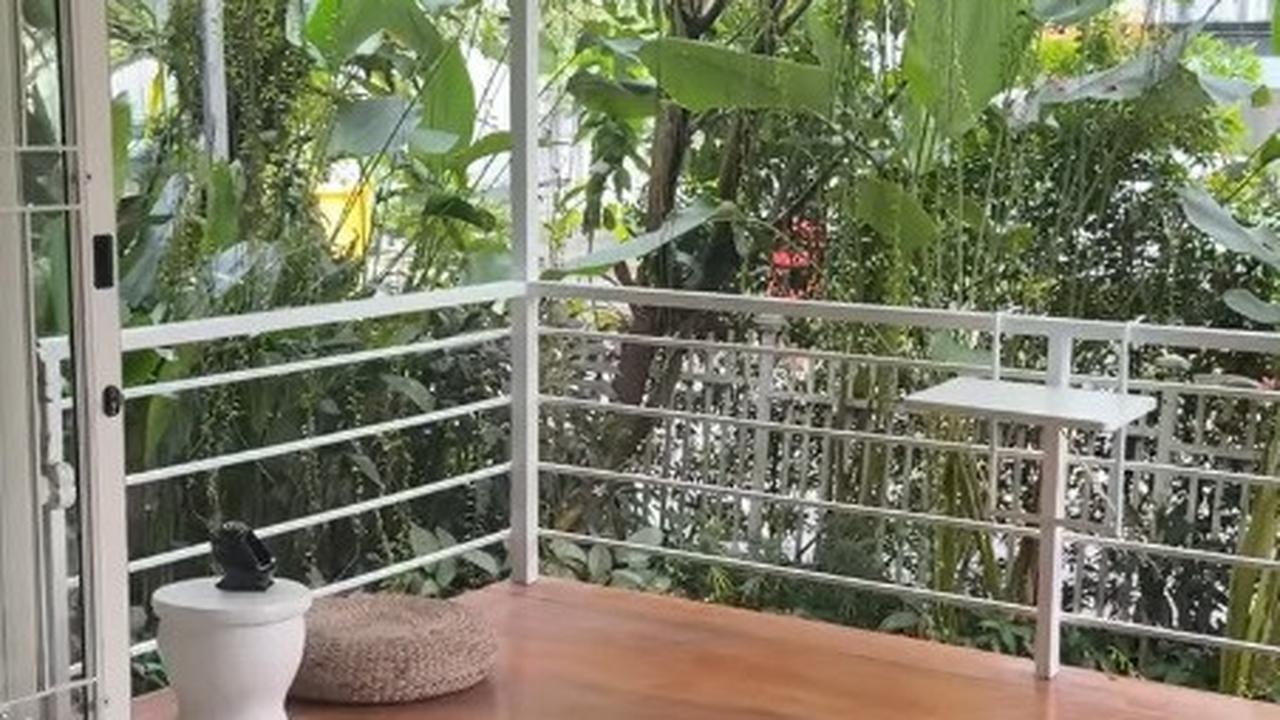 Terima Jabatan Penting di Kabinet Prabowo, Ini 8 Potret Rumah Giring Nidji yang Tak Pernah Tersorot - Punya Dapur Mewah dan Estetik