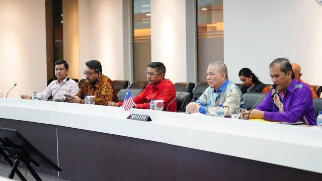 Menteri Perdagangan RI Zulkifli Hasan bertemu Deputi Perdana Menteri sekaligus Menteri Pertanian dan Komoditas Malaysia Dato' Sri Haji Fadillah bin Haji Yusof. (Dok Kemendag)