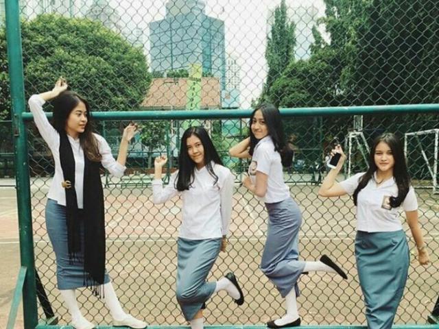 10 Potret Gaya Foto Anak Sma Kekinian Kamu Begini Juga Fashion Fimela Com