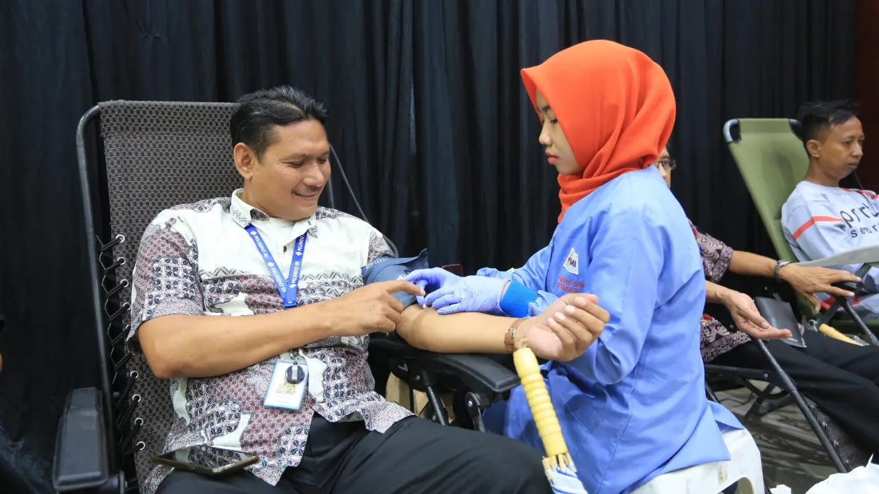 Pelindo III dan PMI Gelar Donor Darah di 4 Wilayah Area Kerja