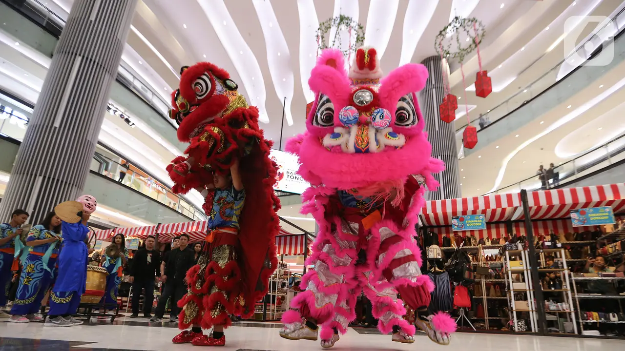 Atraksi Barongsai Sambut Kemeriahan Tahun Baru Imlek