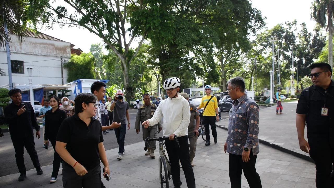 Wamendagri Bima Arya Sugiarto Tinjau WFH di Kota Bogor