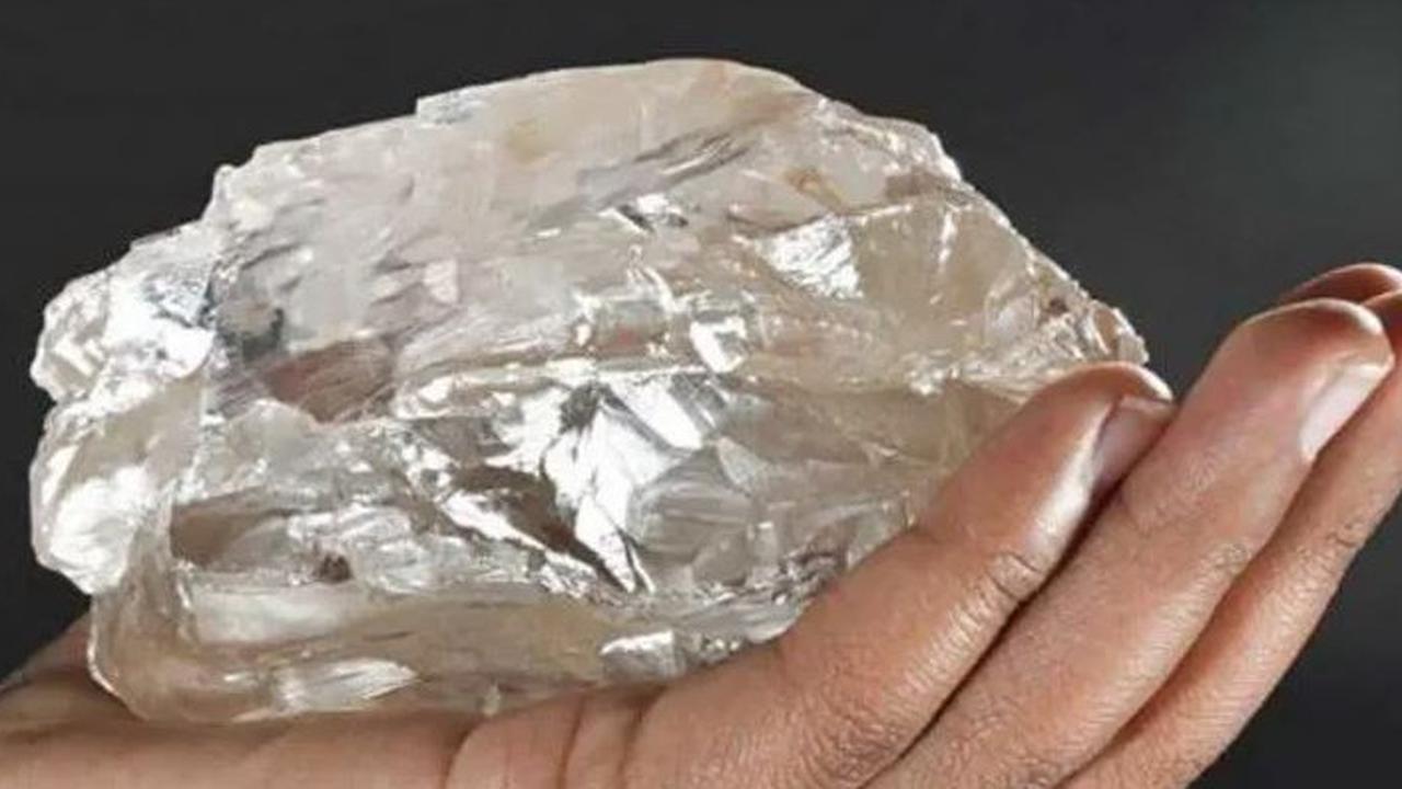 Penampakkan Berlian Terbesar Kedua di Dunai yang Baru Ditemukan, Nilainya Lebih dari Rp600 Miliar