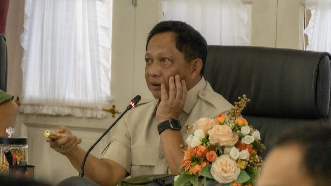 Mendagri Pimpin Percepatan Rehabilitasi Sumatra Pascabencana Hidrometeorologi