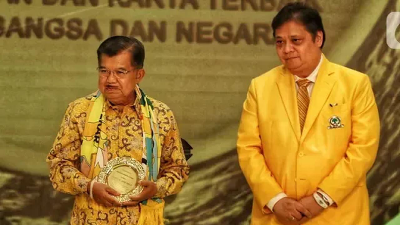 "Sangat tidak setuju. Karena itu akan menurunkan marwahnya Golkar," kata JK usai kegiatan seminar Sekolah Politik dan Komunikasi Indonesia digelar Puskapol UI di gedung DPR, Jakarta, Senin (31/7).