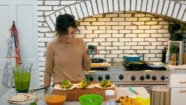 Selena Gomez (YouTube/Max)