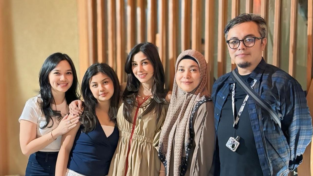 Potret Ultah Nisya Ahmad Usai Cerai dari Andika Rosadi, Penuh Kehangatan Bareng Keluarga & Dihadiri Mantan Suami