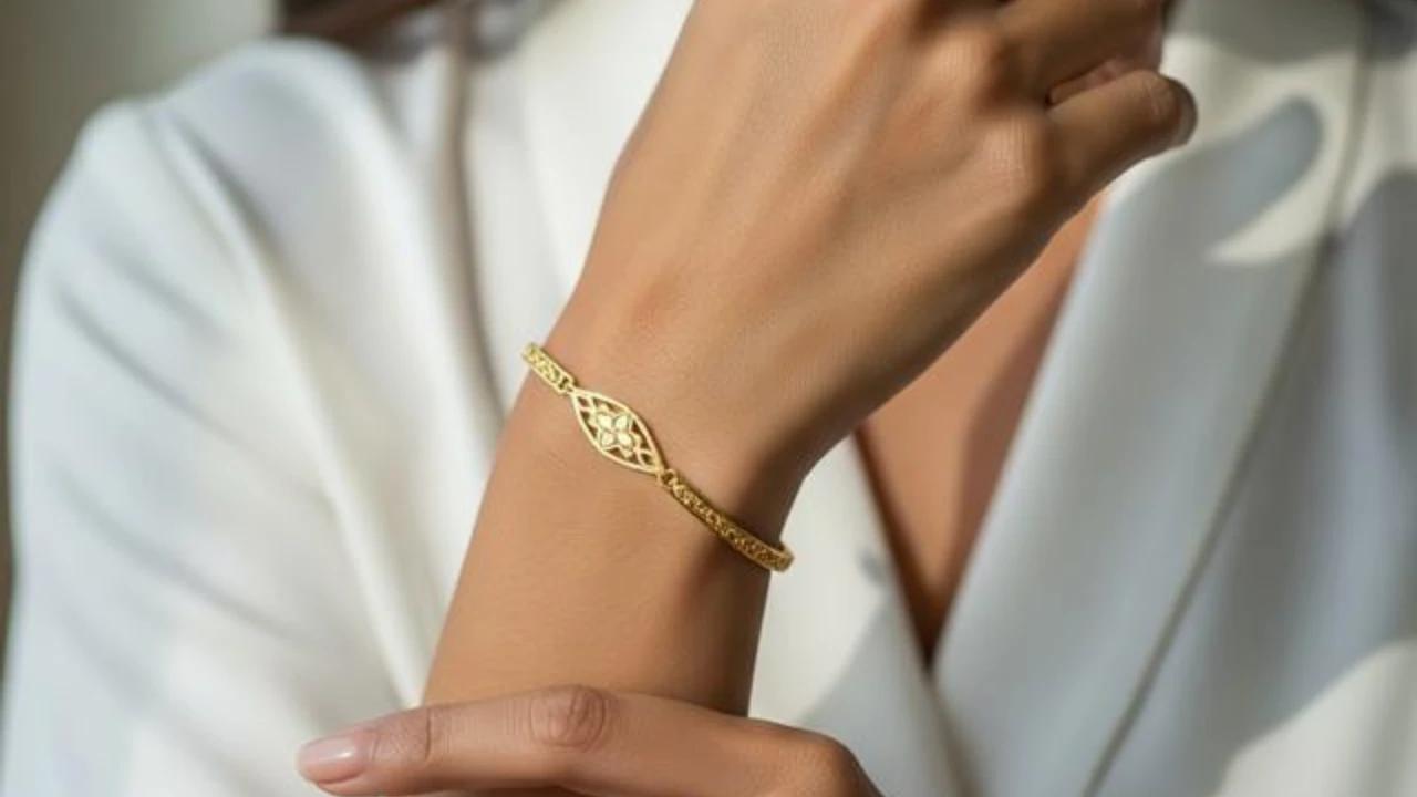Rekomendasi 9 Gelang Emas Klasik untuk Wanita 40 Tahun, Tampil Anggun dalam Berbagai Kesempatan