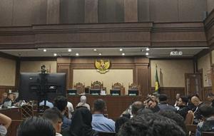 Mantan Direktur Rekayasa Infrastruktur Darat PT Pertamina Patra Niaga, Edward Adolf Kawi bersaksi dalam sidang perkara dugaan korupsi tata kelola minyak mentah dan produk kilang PT Pertamina dengan terdakwa Muhammad Kerry Adrianto Riza. (Istimewa)