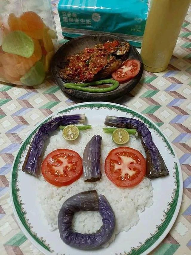 6 Potret Makanan Ditata Estetik Ini Malah Tak Sesuai Ekspektasi, Kocak