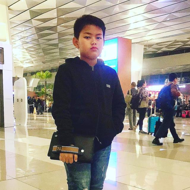 Beranjak Remaja, Ini 6 Potret Felice Gabriel Anak Angkat Dewi Perssik