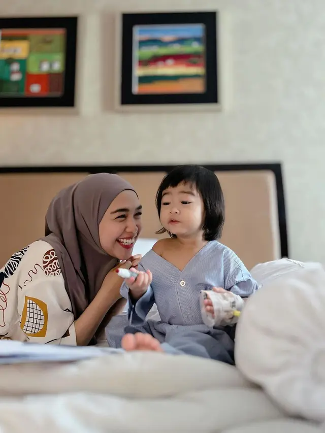 Potret Moana anak Ria Ricis yang kini tengah sakit (Sumber: Instagram/@riaricis1795)