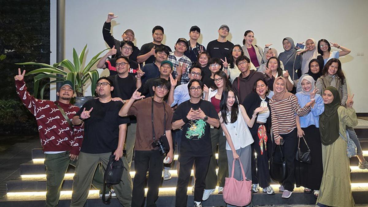 6 Potret Luna Maya dan Maxime Outing Akhir Tahun 2025 Bareng Karyawan di Jogja