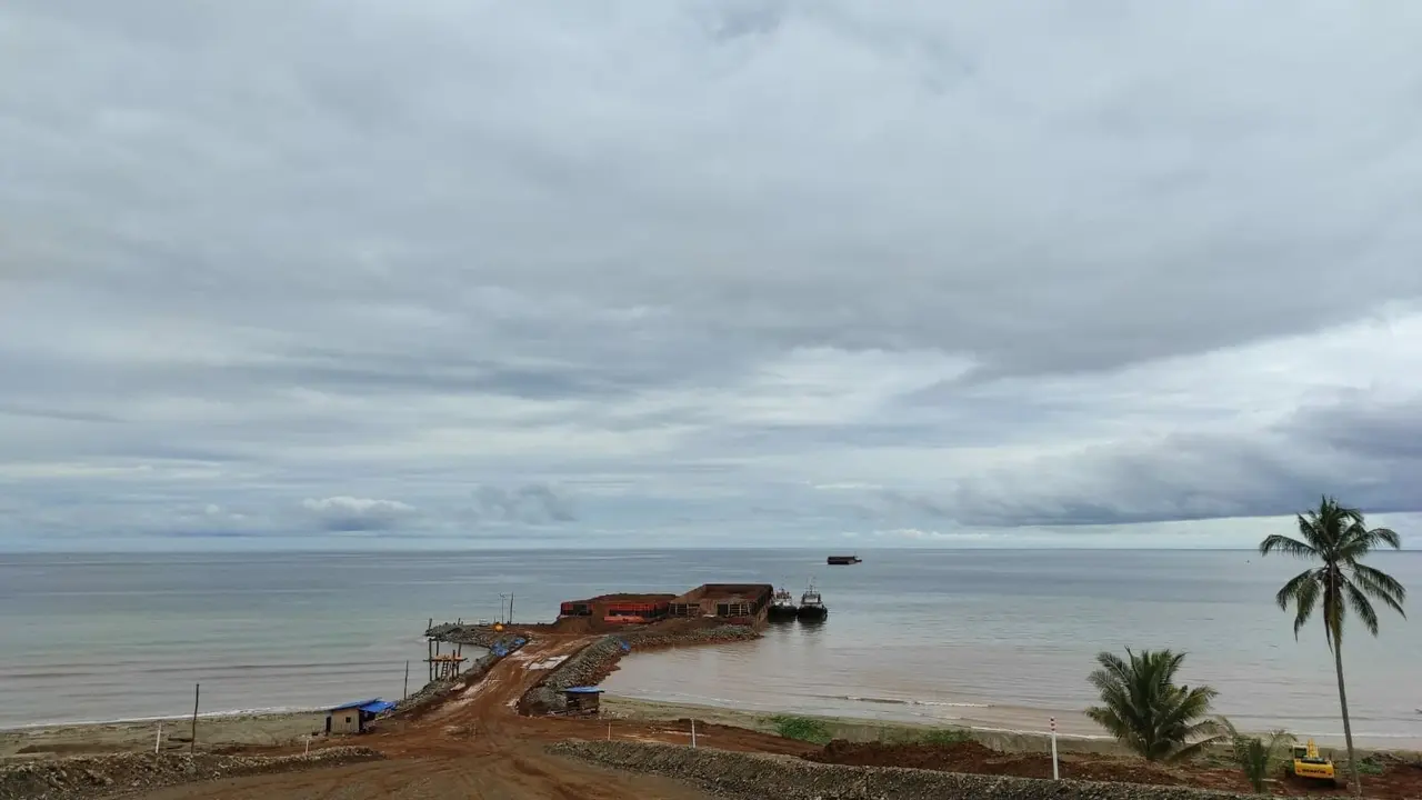 Lokasi pertambangan PT Riota Jaya Lestari di Kolaka Utara mendapat sorotan dari warga.(Liputan6.com/Ahmad Akbar Fua)