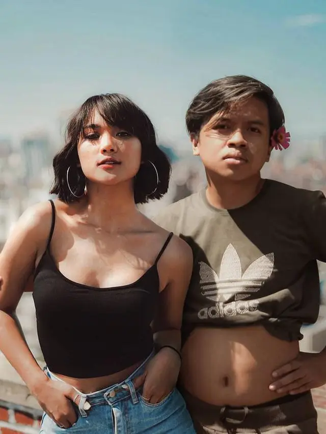 6 Editan Foto Marion Jola Bareng Fans Ini Bikin Ketawa Geli