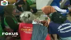 Mereka belajar membaca Alquran, termasuk mengenal satu per satu huruf-huruf hijaiyah di salah satu blok dalam Pasar Beringharjo.