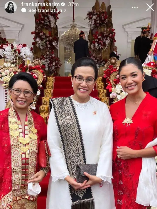 Menteri Luar Negeri Retno Marsudi tampil meriah dengan nuansa merah emas. Ia mengenakan kebaya dengan motif emas dan kain tenun. Ia pun melengkapi penampilannya dengan clutch merah dengan rantai emas. (instagram/frankamakarim)