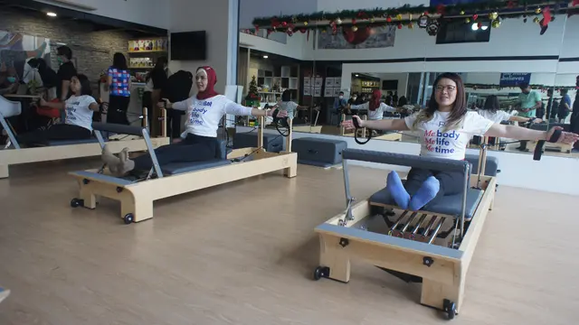 Grand Opening Pilates Re Bar - Pantai Indah Kapuk, Jakarta bertujuan membentuk tulang punggung lebih sehat