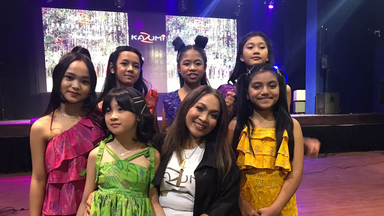 Rieka Roslan ingin membangkitkan kembali lagu anak Indonesia melalui Kazumi.
