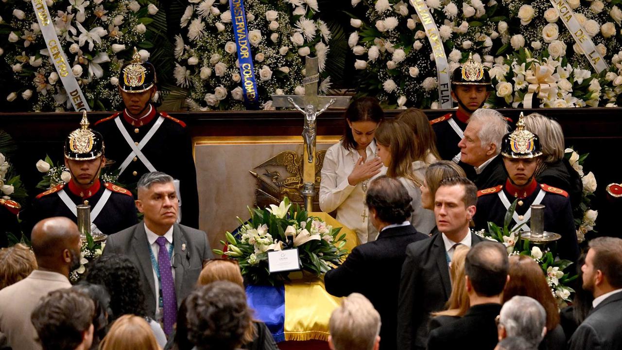 FOTO: Calon Presiden Kolombia Miguel Uribe Tutup Usia, Dua Bulan Usai Ditembak di Kepala