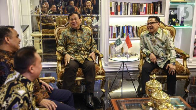 Prabowo Sambangi Markas PKB