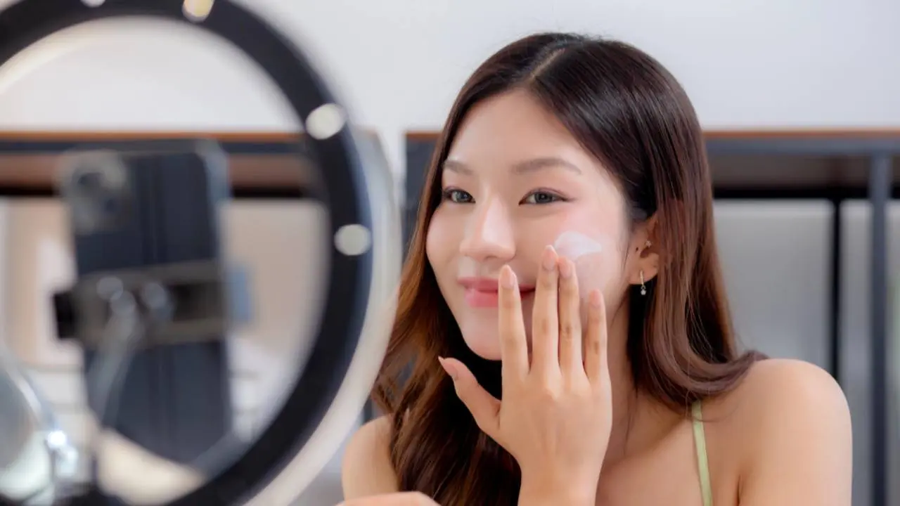 Tone Up Cream Minim Oksidasi yang Lagi Viral, Bikin Kulit Tampak Lebih Glowing