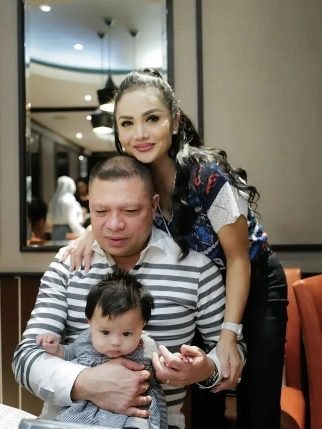 Keakraban Raul Lemos dengan Ameena, putri Aurel dan Atta Halilintar (Foto: Instagram @raullemos06)