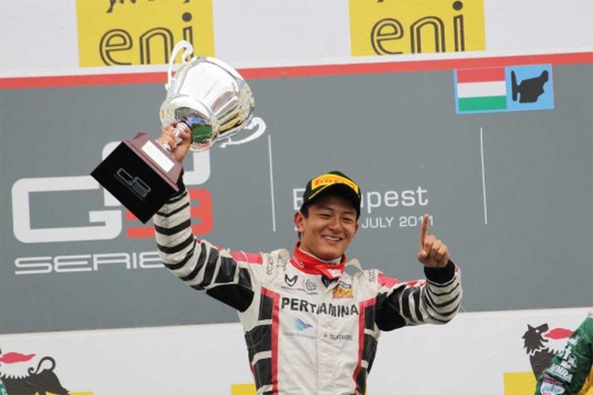 Foto-foto kesuksesan karir Rio Haryanto di sepanjang dunia balap