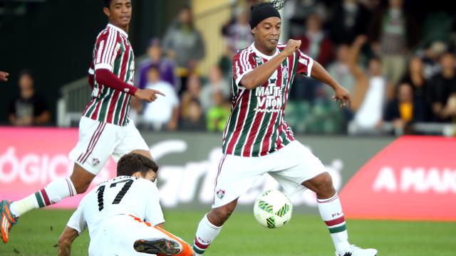 Ronaldinho Pensiun, Klub Ronaldinho