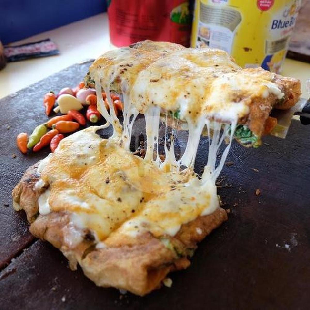 Martabak Telur Keju