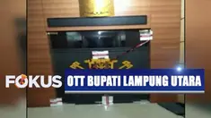 Selama proses penggeledahan dan penyegelan berlangsung, lingkungan rumah dinas bupati dikawal ketat polisi.