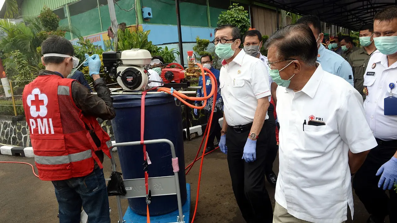 Cegah Corona, PMI Semprot Desinfektan di Seluruh Lapas Jakarta