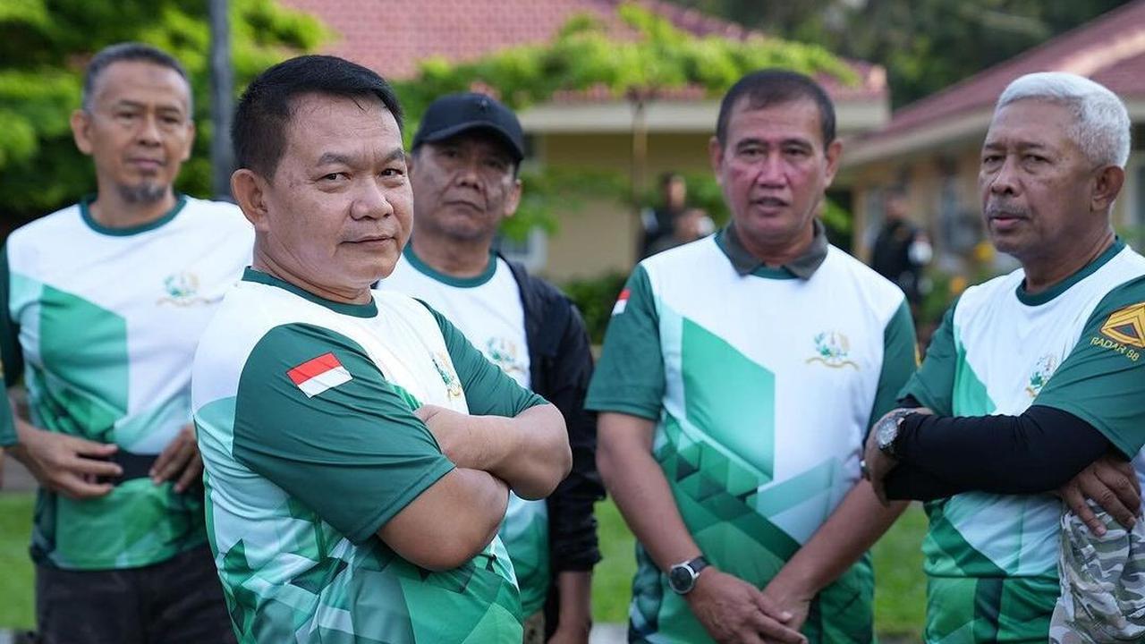 Dudung mengaku merasa begitu bahagia dan bersemangat bisa berkumpul dengan teman-teman seangkatannya. <br>